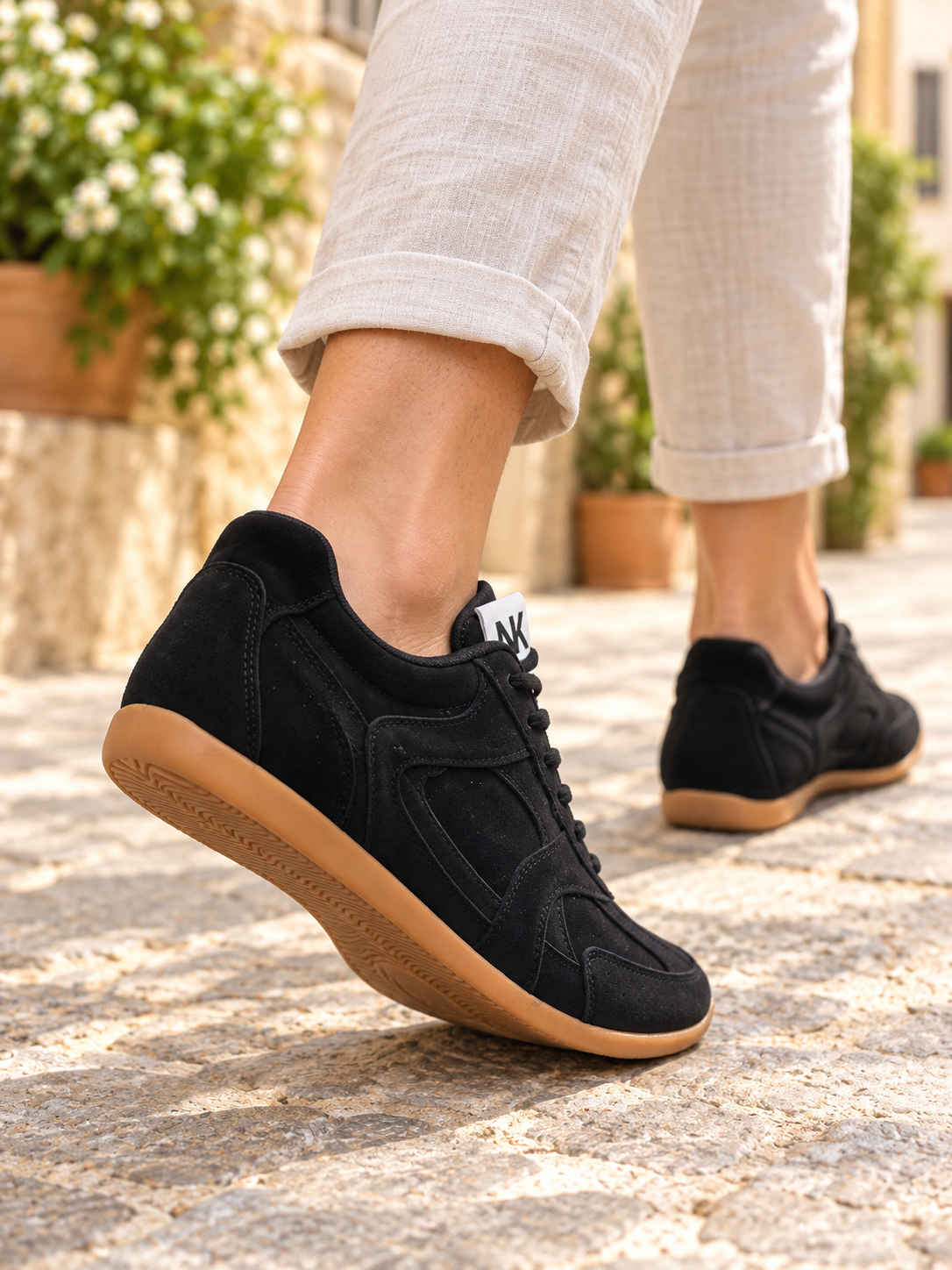 NK 323 Black/fekete női sneaker